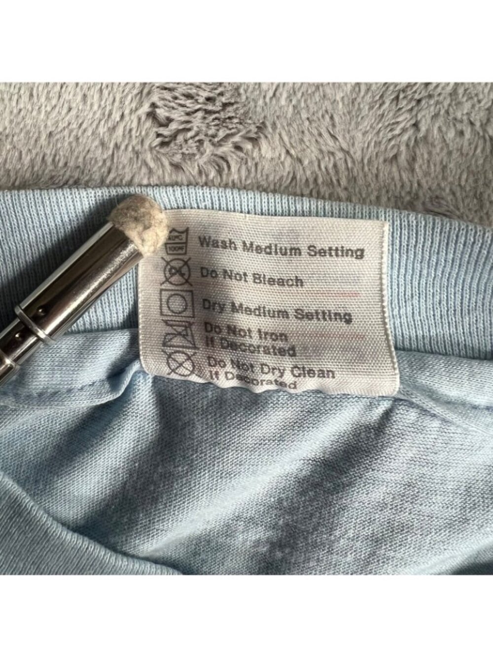 Vintage 1980s Hanes Light Blue Cotton/Poly ASL "Gisela" T-Shirt (Large) - Picture 7 of 13